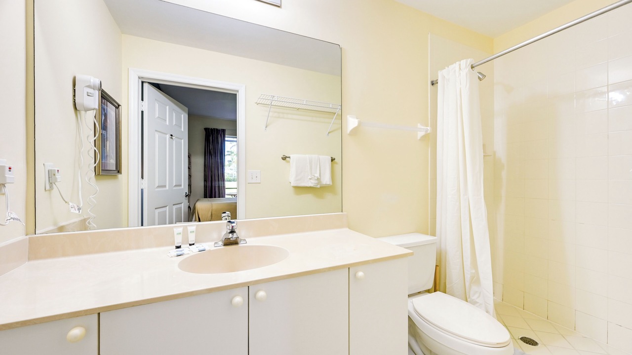 Photo of Bathroom in Naples