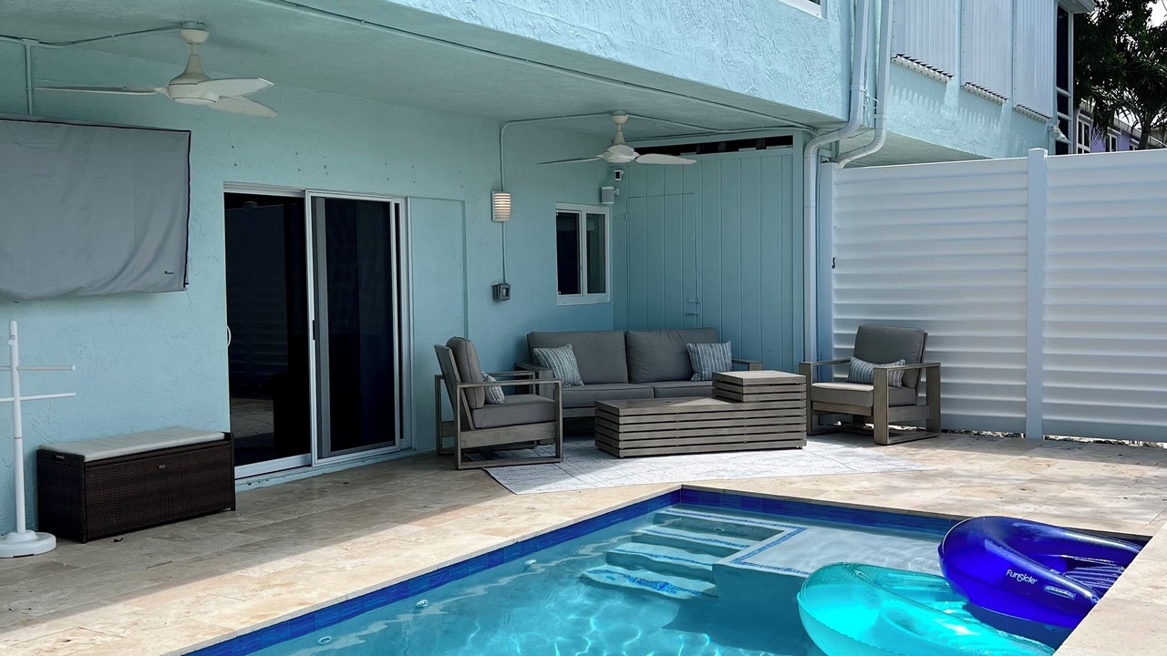 Photo of Outdoor in Venetian Shores