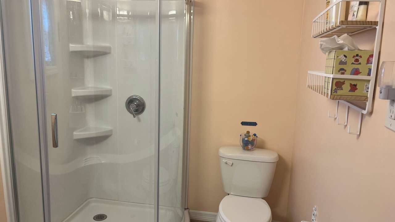 Photo of Bathroom in United Central