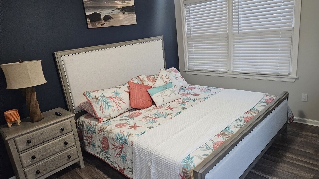 Photo of Bedroom in Seaside Heights