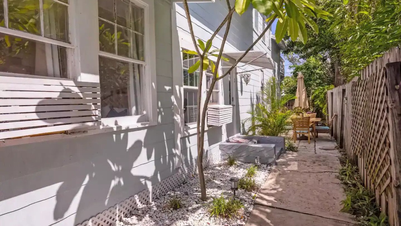 Photo of Outdoor in Parrot Cove