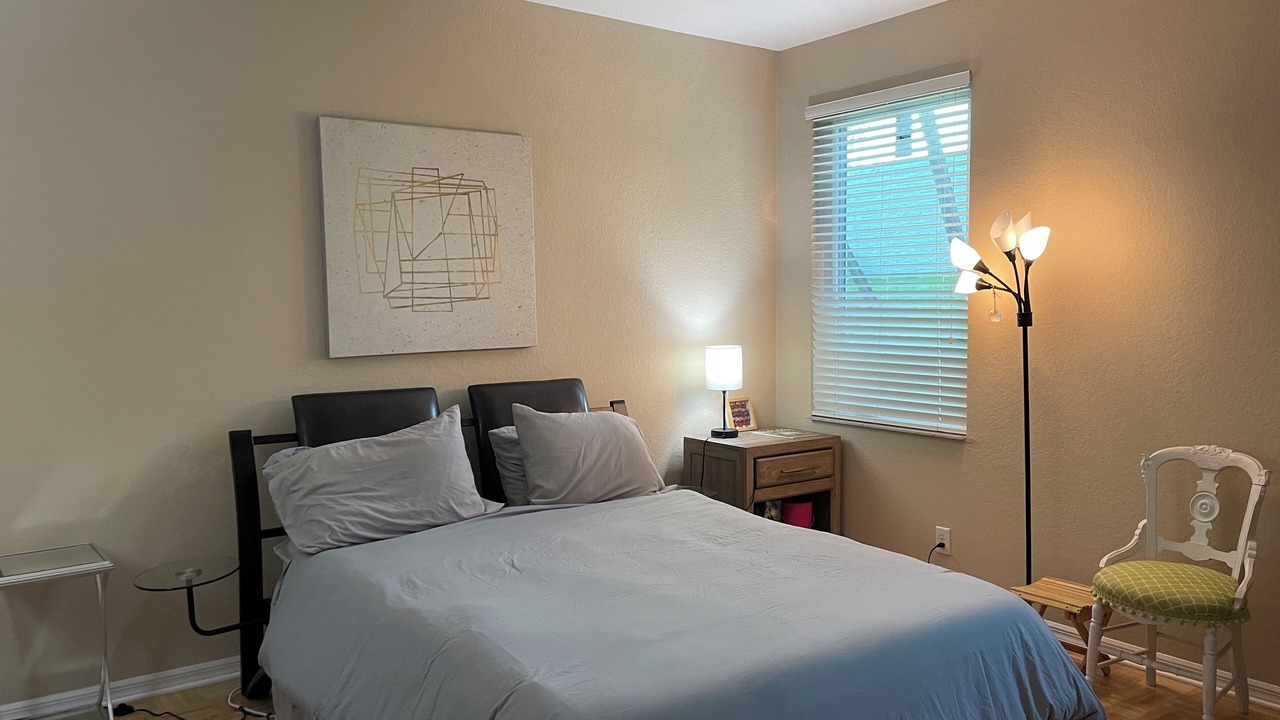 Photo of Bedroom in Imperial Golf Estates