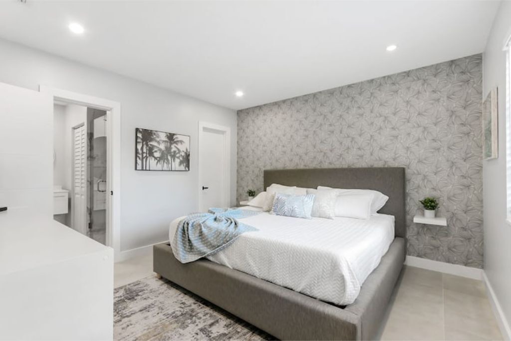 Photo of Bedroom in Harbor Beach
