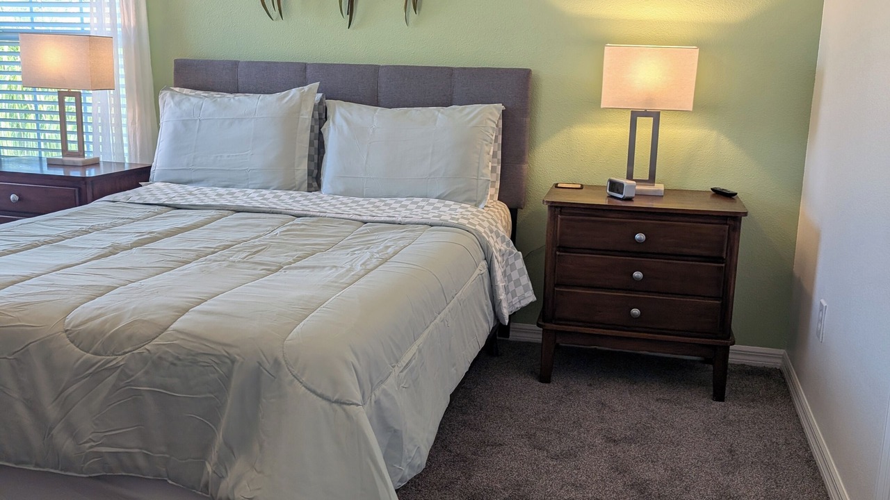 Photo of Bedroom in Veranda Palms