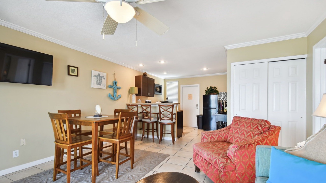 Photo of Livingroom in Bay Esplanade