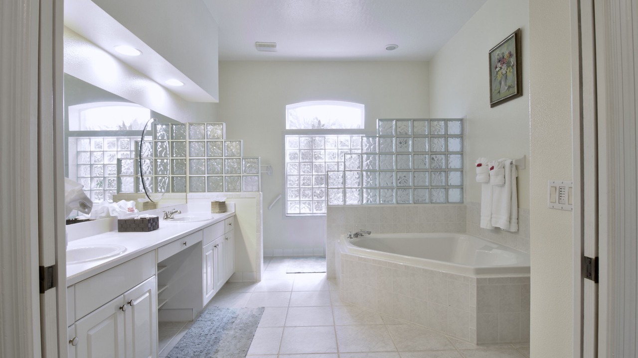 Photo of Bathroom in West Melbourne