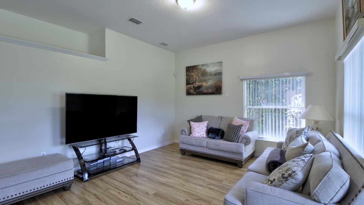 Photo of Livingroom in West Melbourne