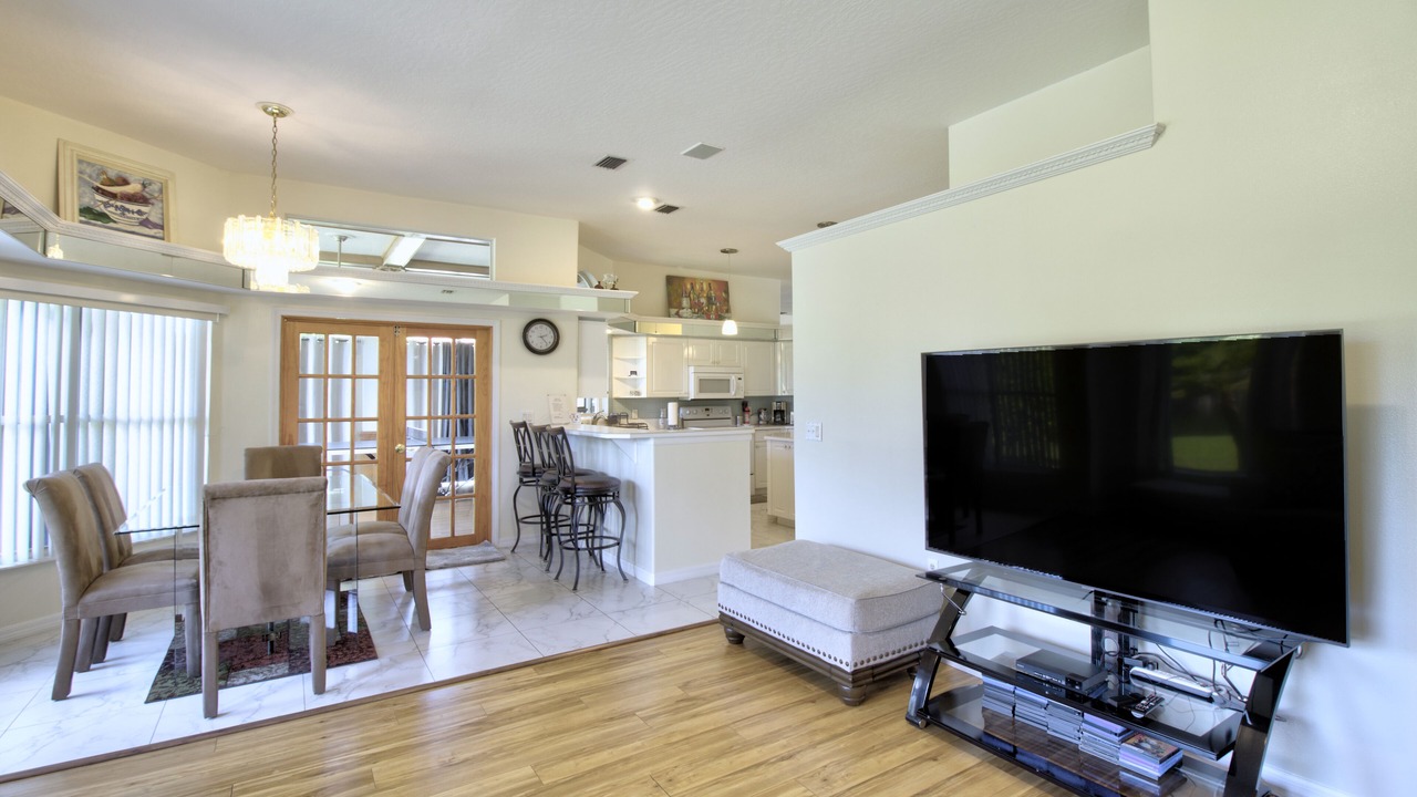 Photo of Livingroom in West Melbourne