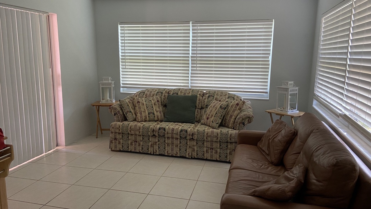 Photo of Livingroom in Pinellas Point