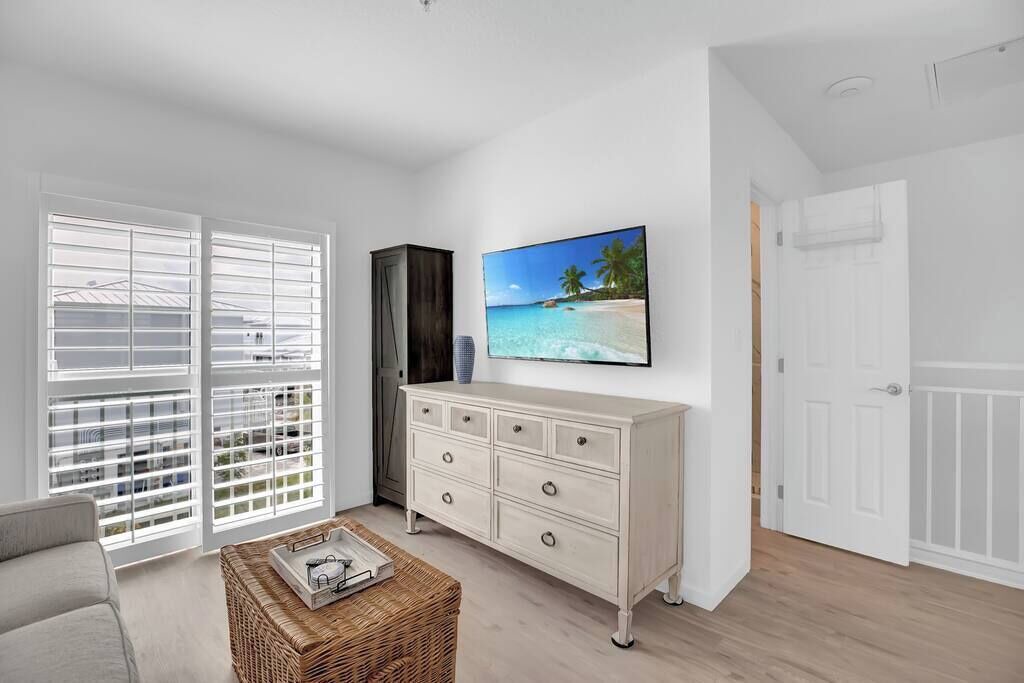 Photo of Livingroom in Marathon