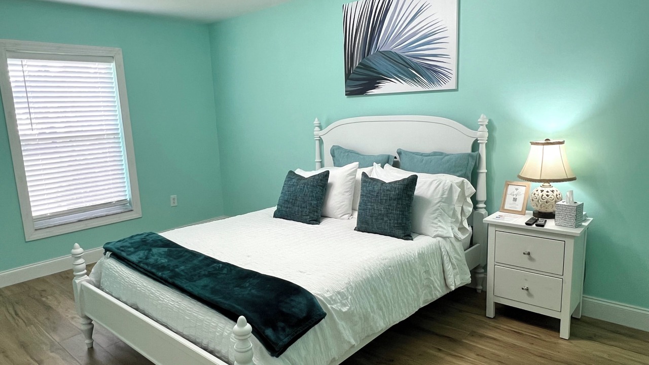 Photo of Bedroom in San Carlos Park