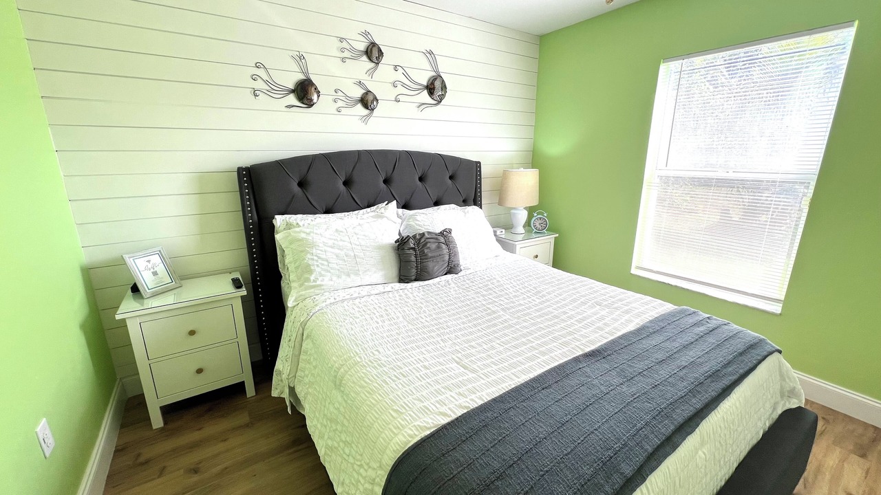 Photo of Bedroom in San Carlos Park