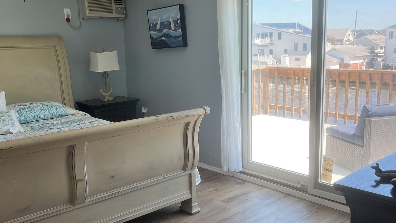 Photo of Bedroom in Beach Haven West