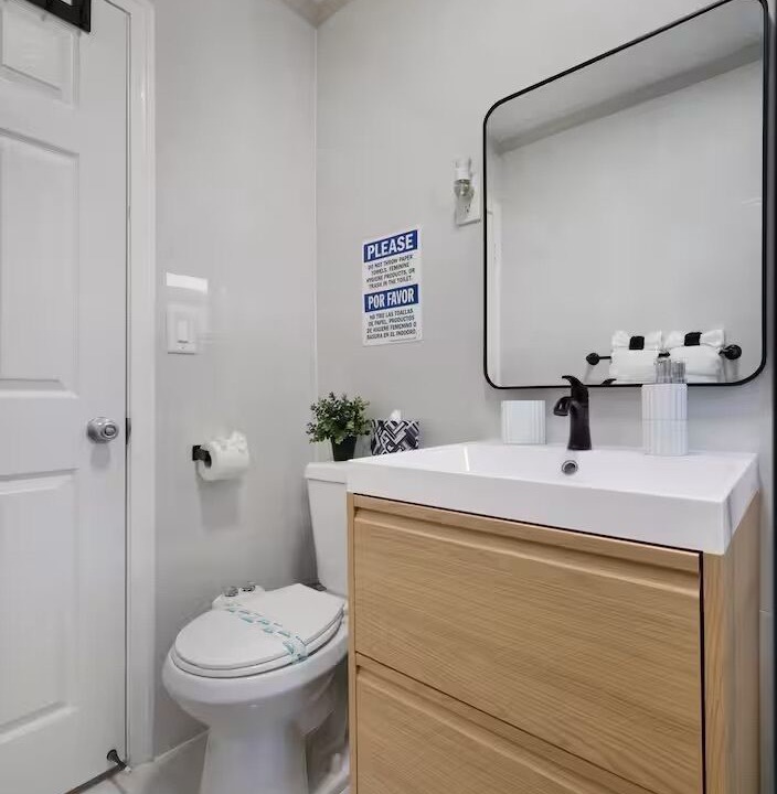 Photo of Bathroom in Flagami