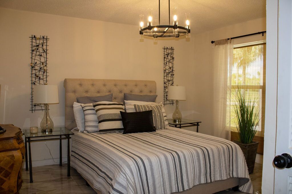 Photo of Bedroom in Lochmoor Waterway Estates