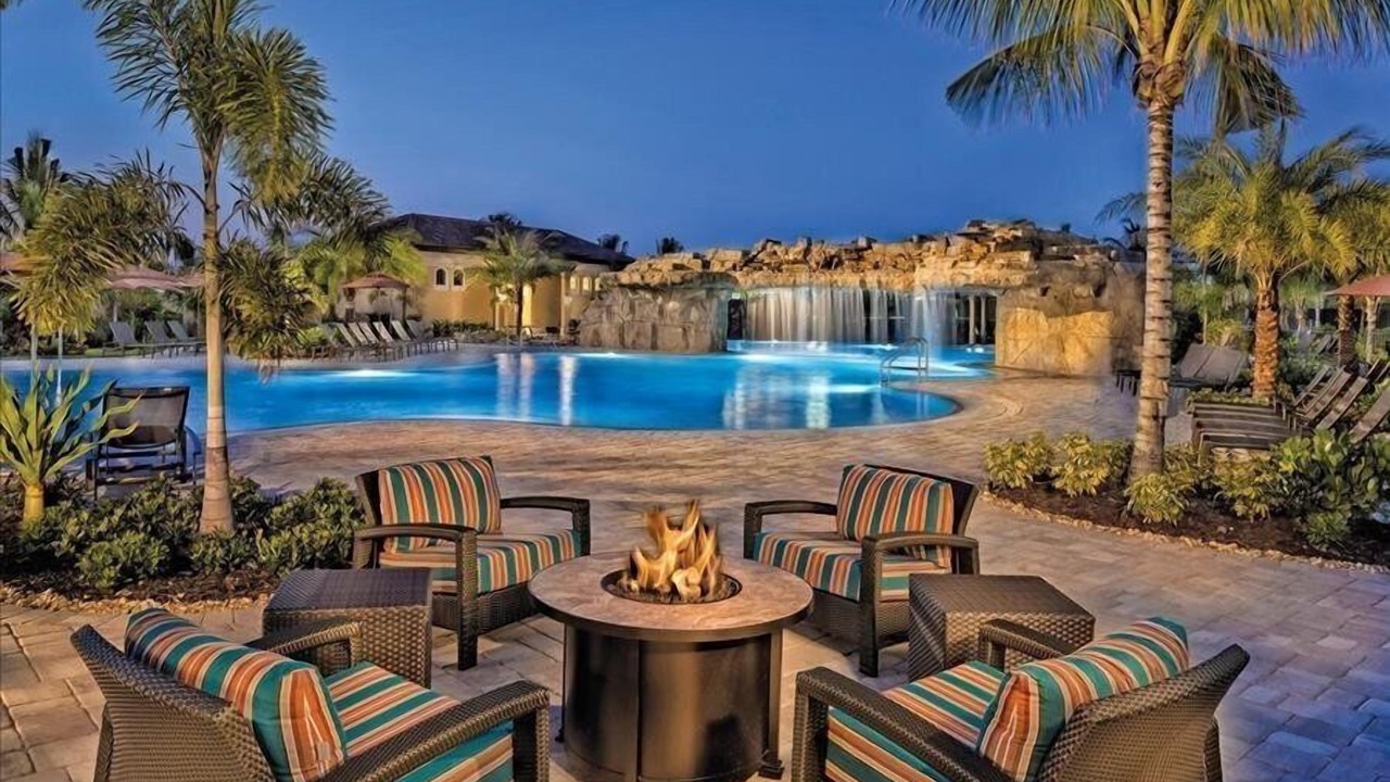 Photo of Outdoor in Naples