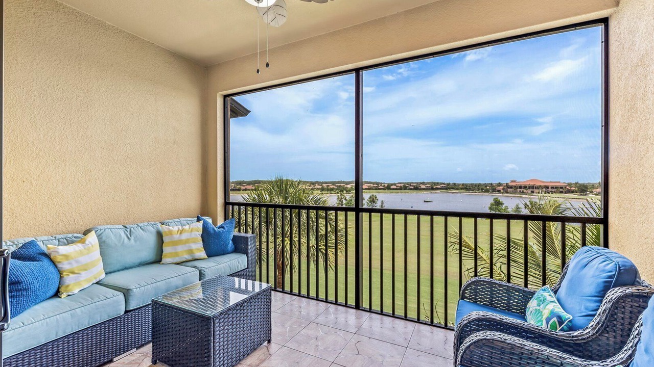 Photo of Outdoor in Naples