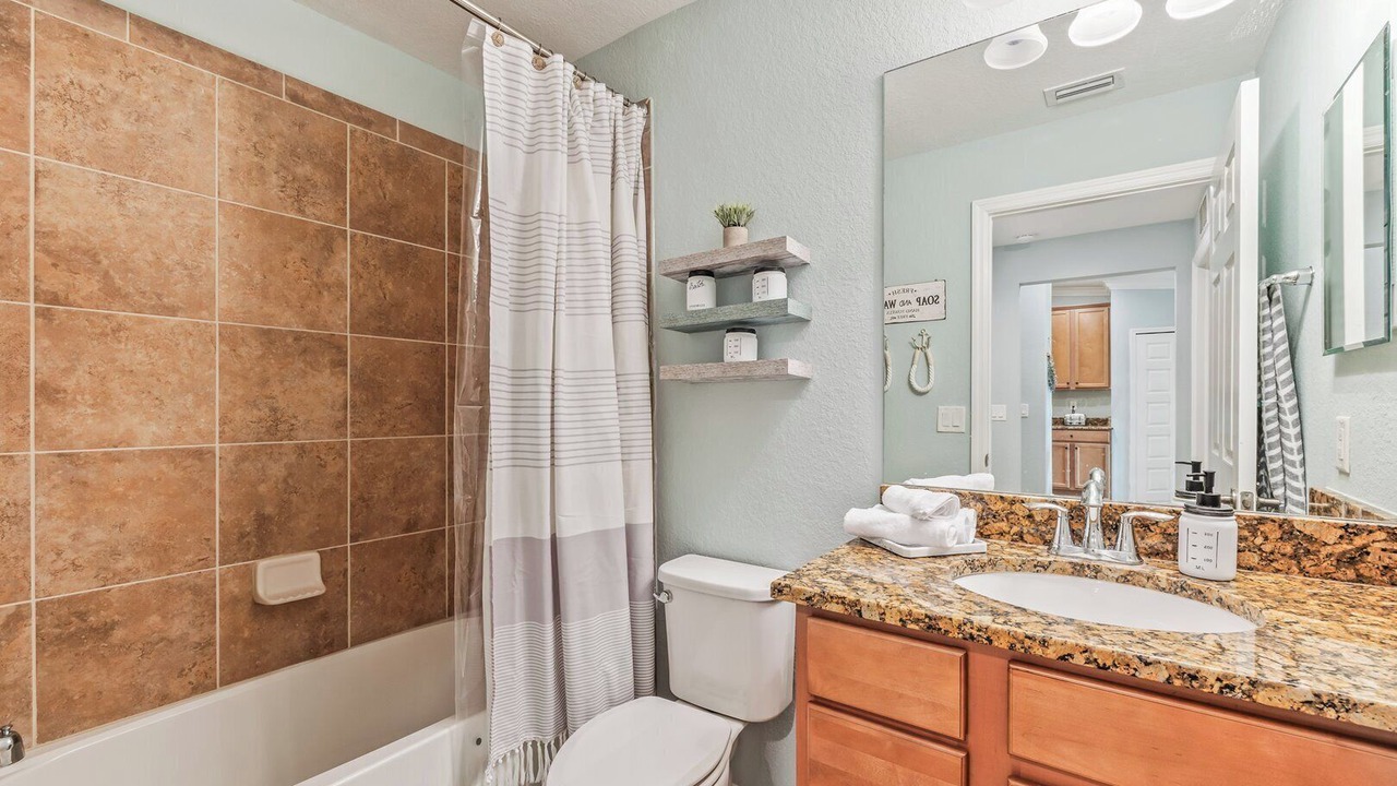 Photo of Bathroom in Naples