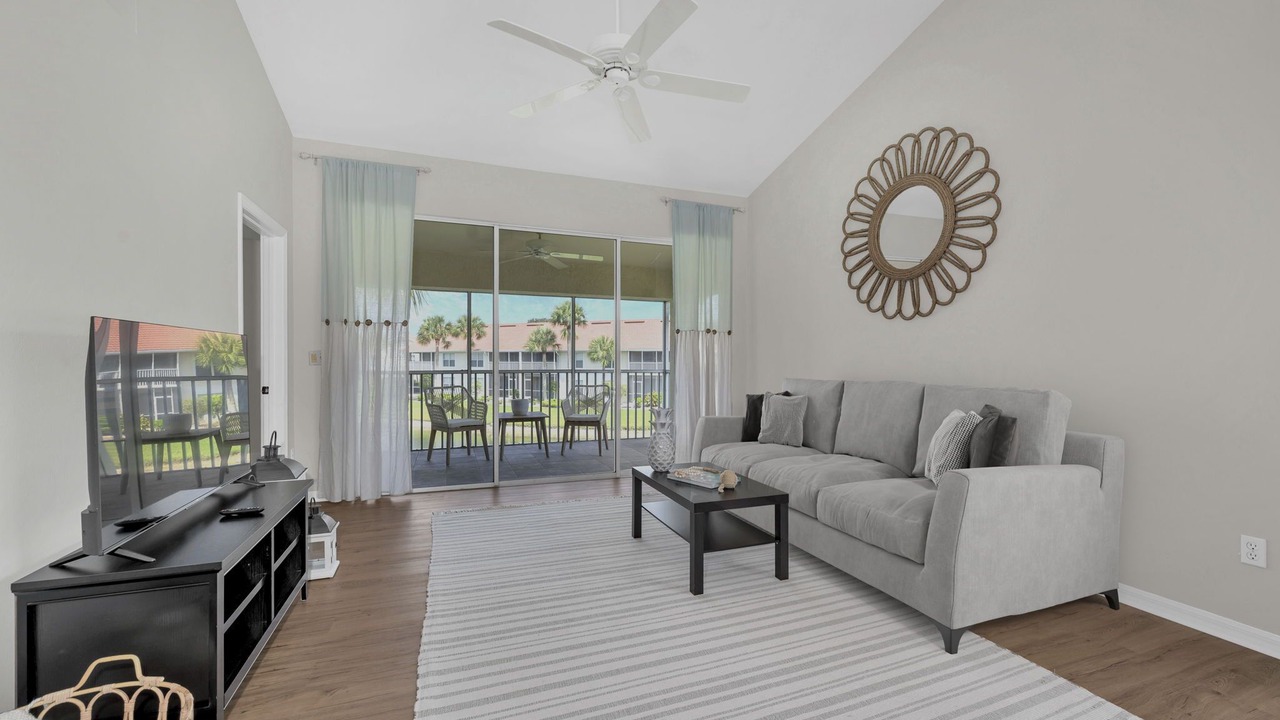 Photo of Livingroom in Naples