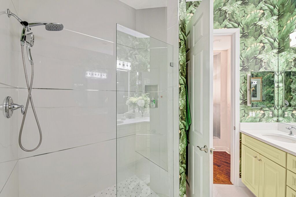 Photo of Bathroom in Hunt Club