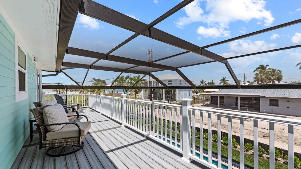 Photo of Patio Balcony in Laguna Shores