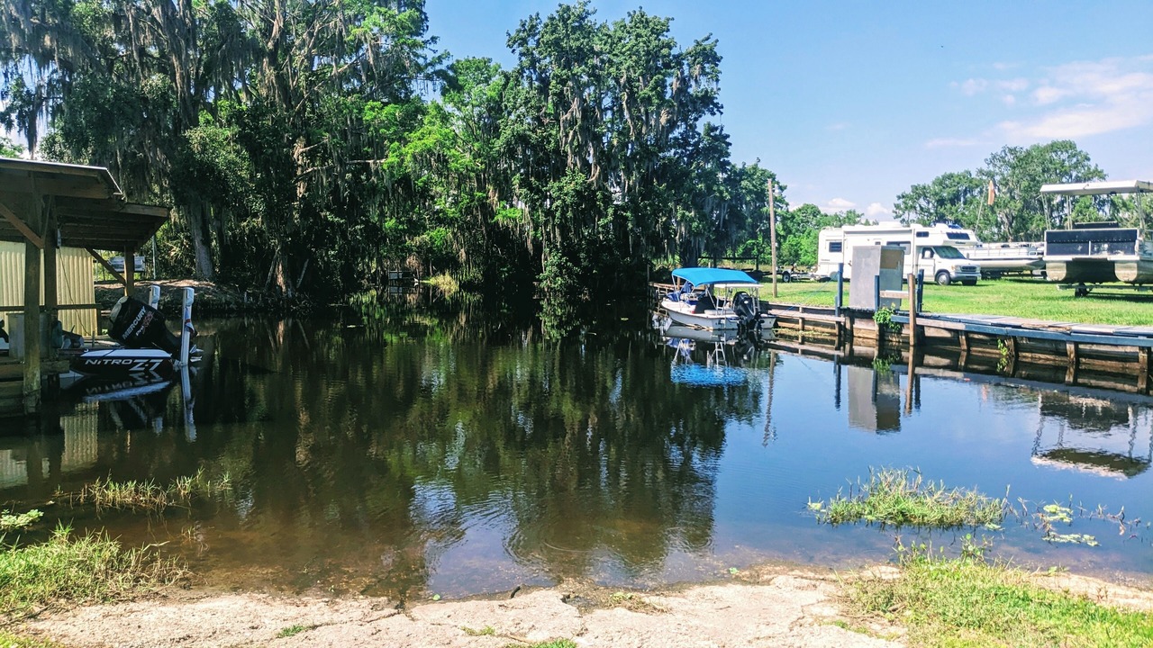 Photo of Others in Lorida