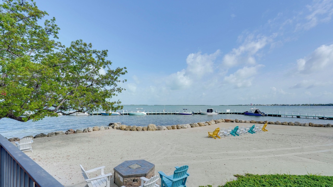 Photo of Others in Rock Harbor