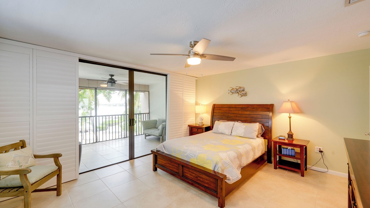 Photo of Patio Balcony in Rock Harbor