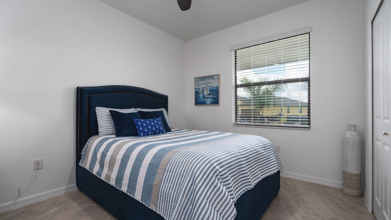 Photo of Bedroom in River Hall