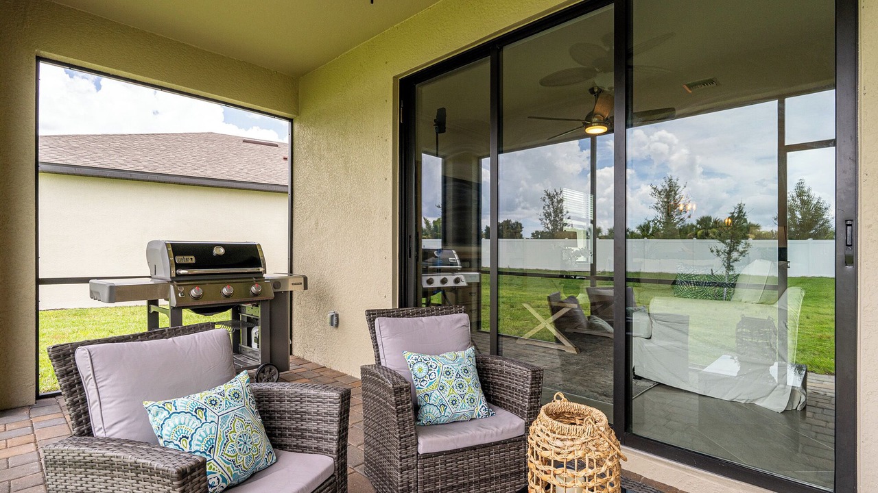 Photo of Patio Balcony in River Hall