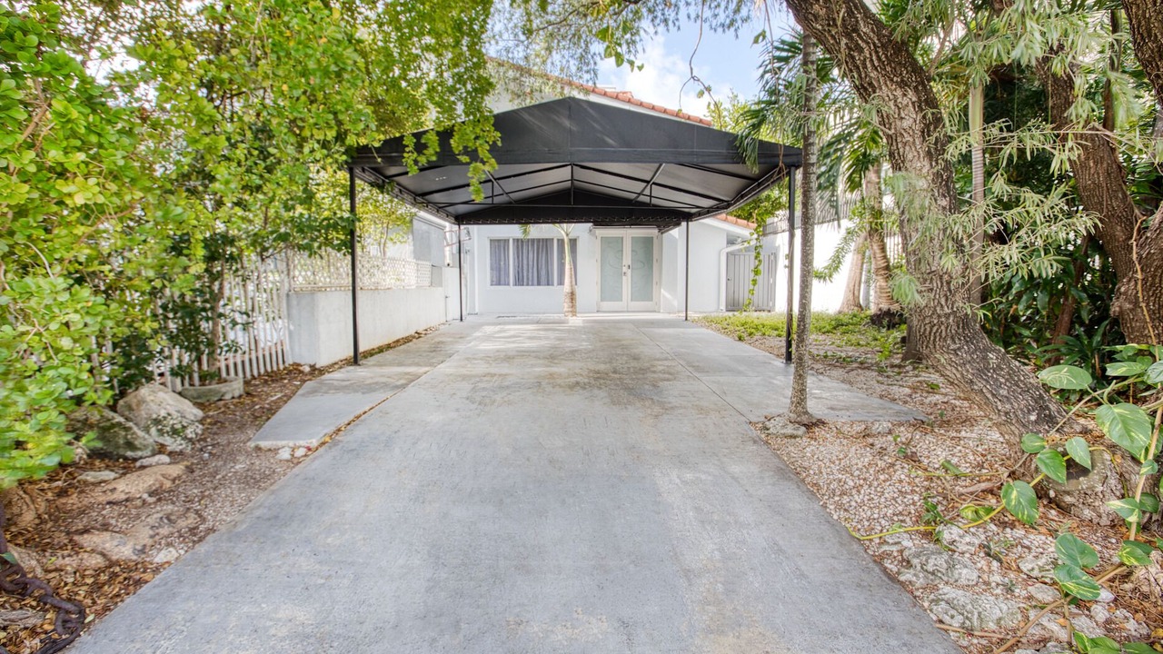Photo of Outdoor in Spring Garden