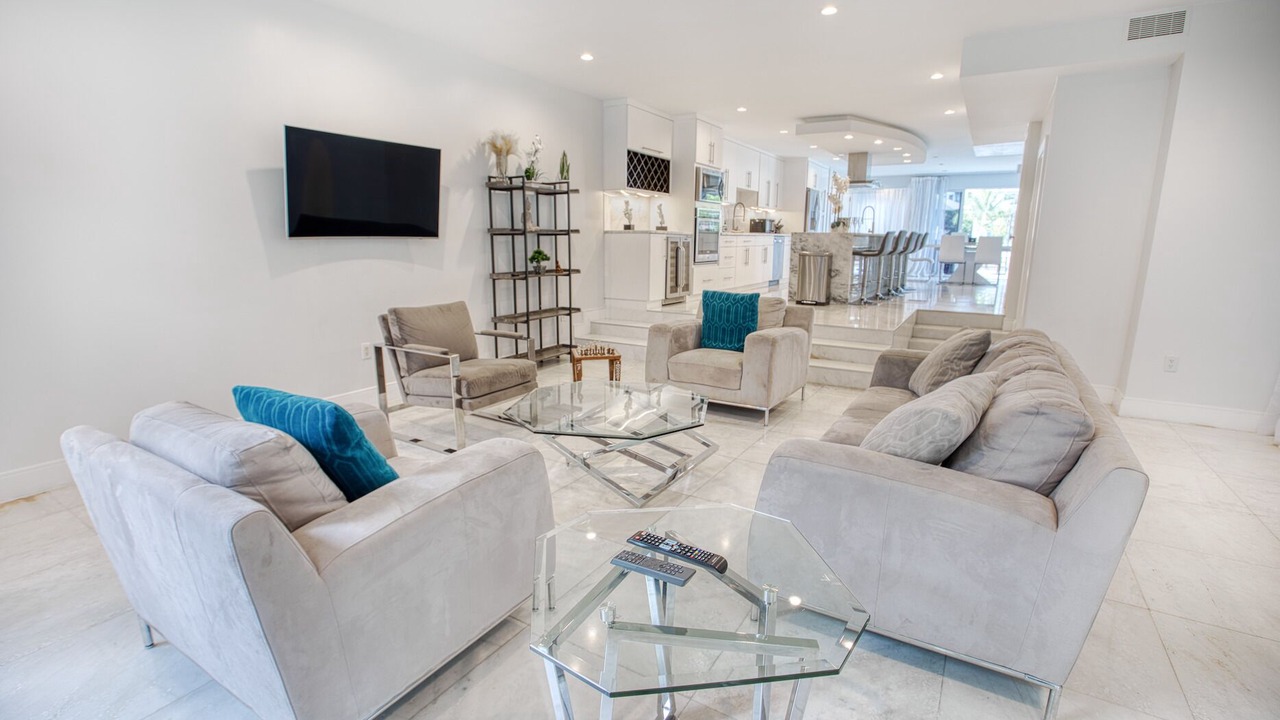 Photo of Livingroom in Spring Garden