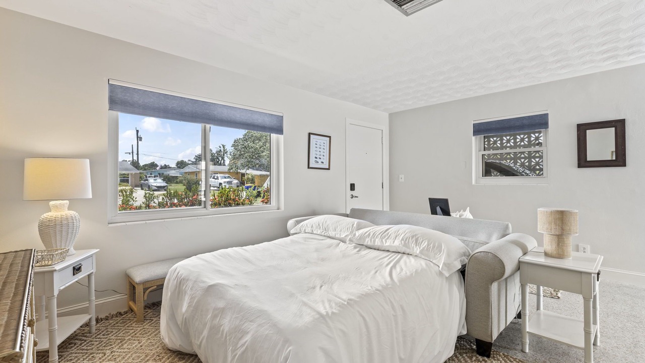 Photo of Bedroom in Jensen Beach