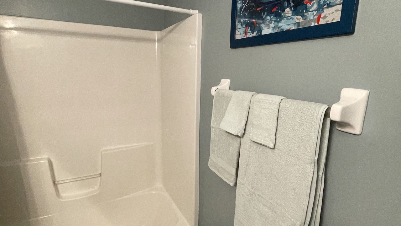 Photo of Bathroom in Diplomat