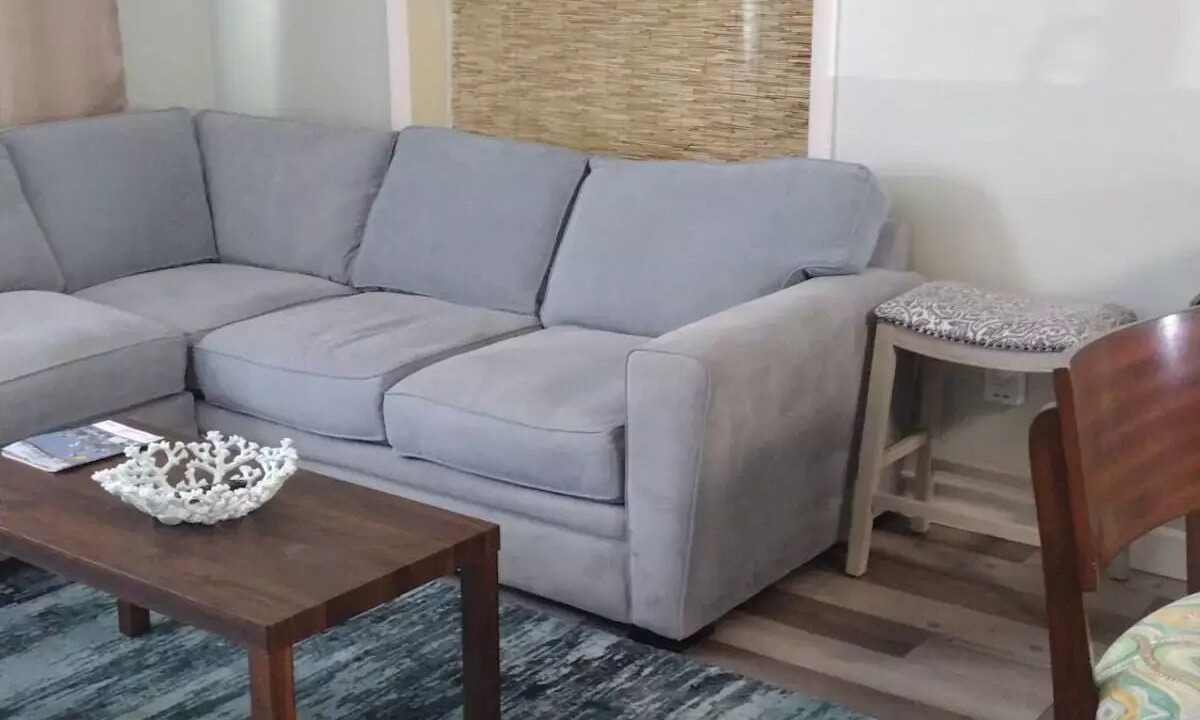 Photo of Livingroom in Saint James City