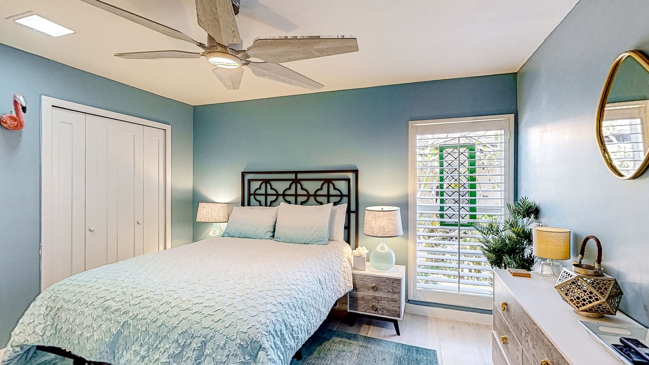 Photo of Bedroom in Isles of Capri