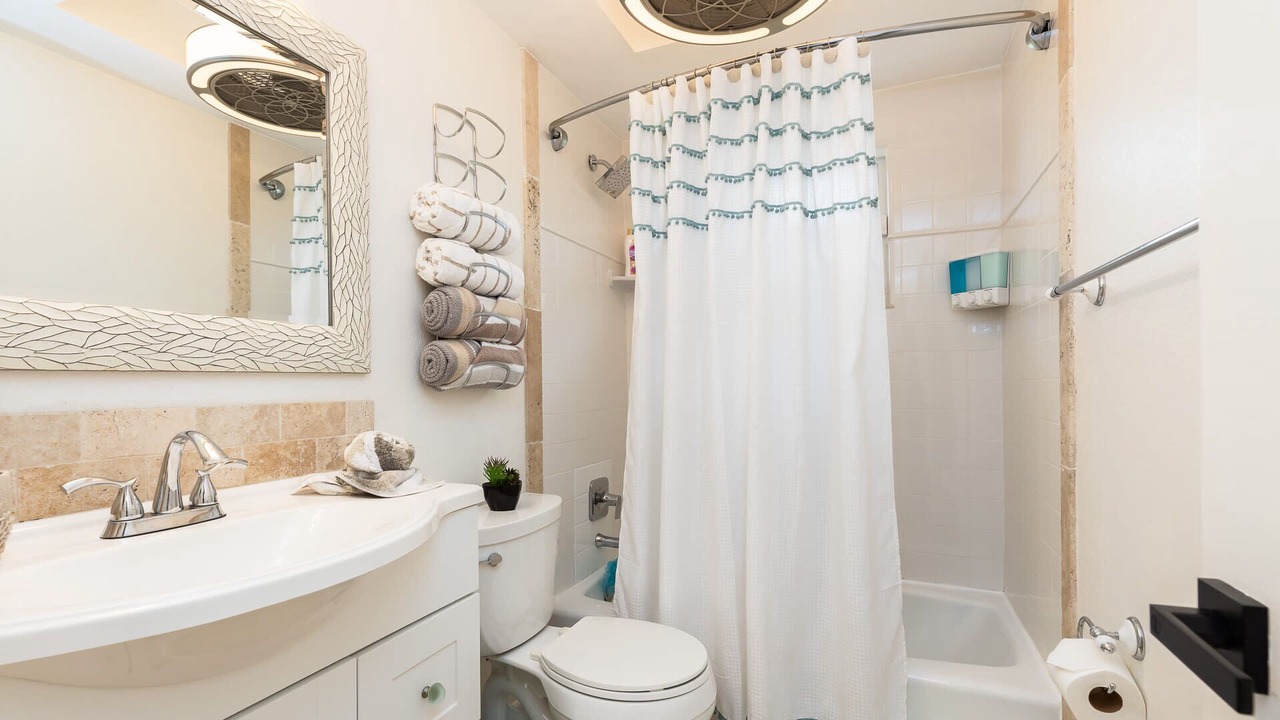 Photo of Bathroom in Anglers Park