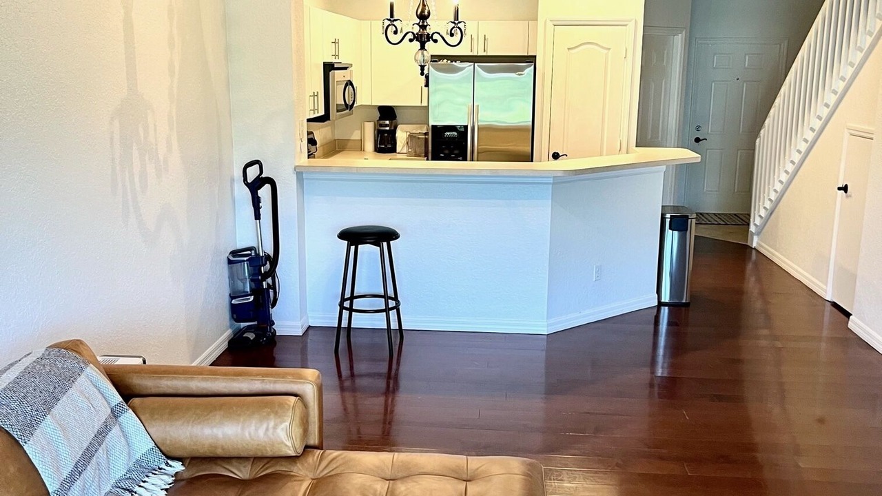 Photo of Livingroom in Diplomat