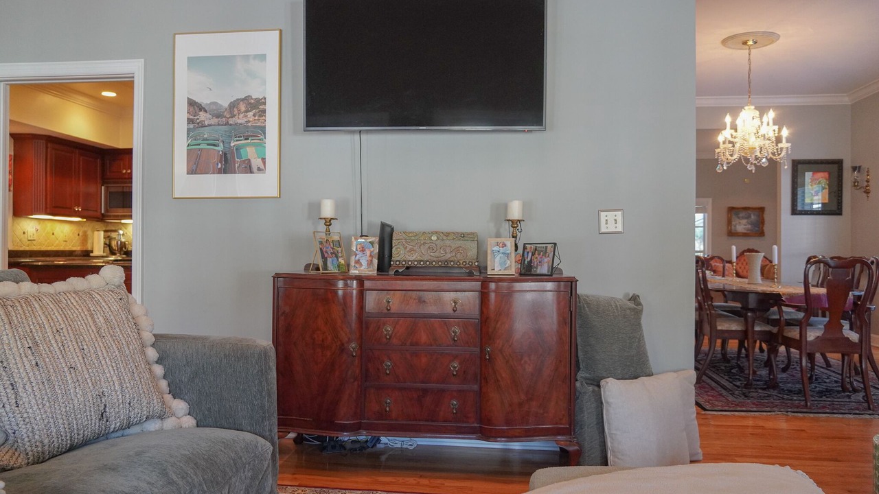 Photo of Livingroom in New Suburb Beautiful