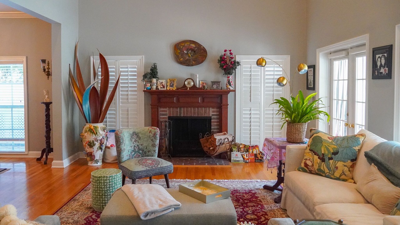 Photo of Livingroom in New Suburb Beautiful