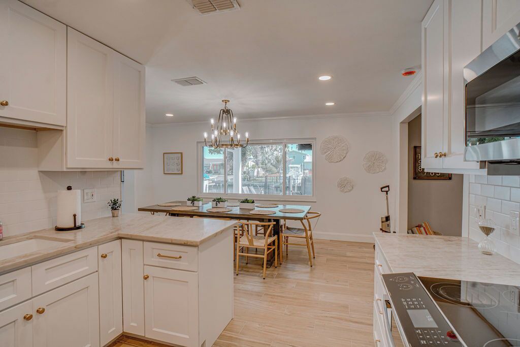 Photo of Kitchen in Bay Crest Park