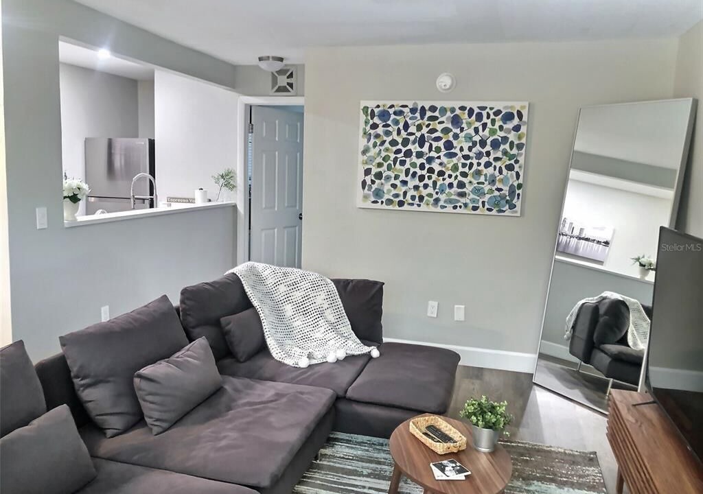 Photo of Livingroom in Bayshore Gardens