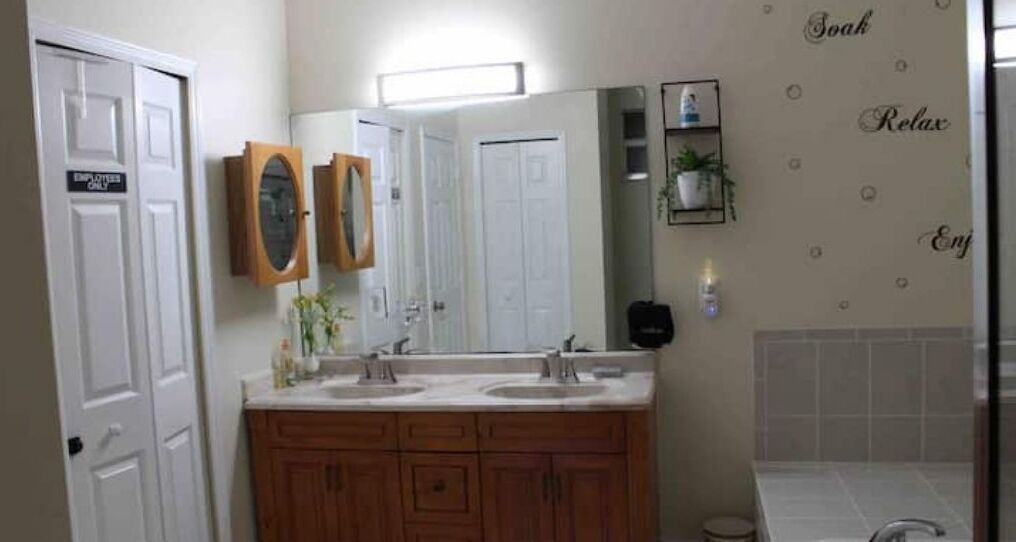 Photo of Bathroom in Port Saint Lucie