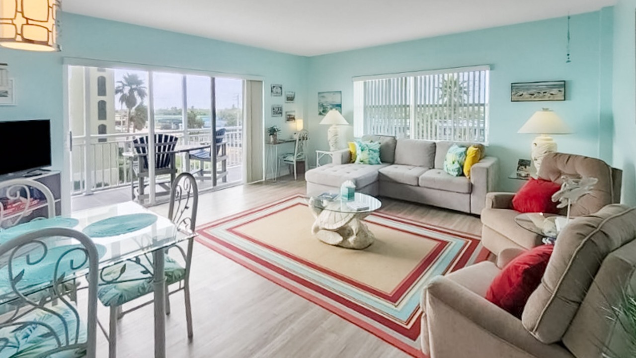 Photo of Livingroom in South Patrick Shores