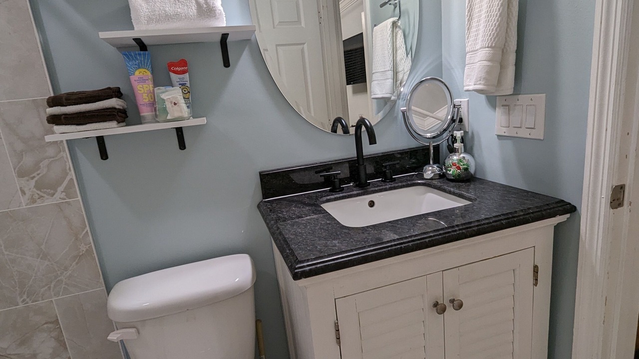 Photo of Bathroom in Port Saint Lucie