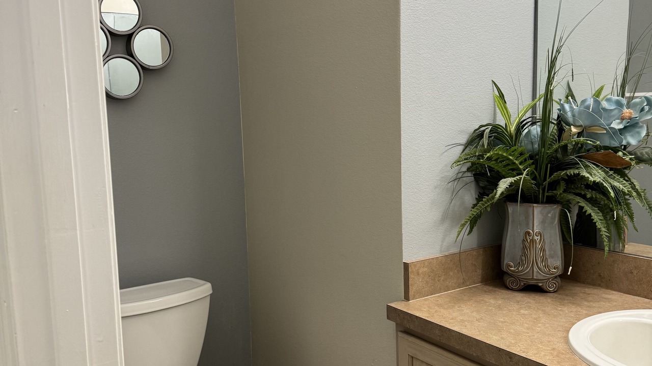 Photo of Bathroom in Thousand Oaks