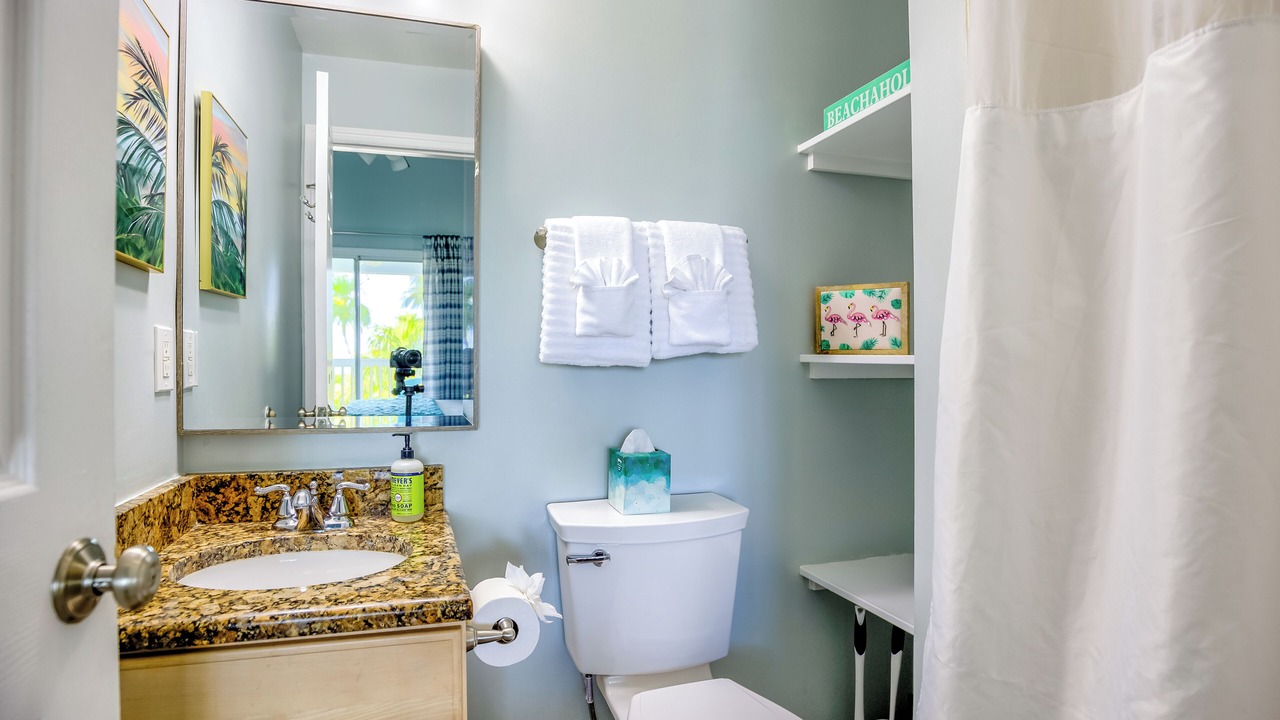 Photo of Bathroom in Marathon