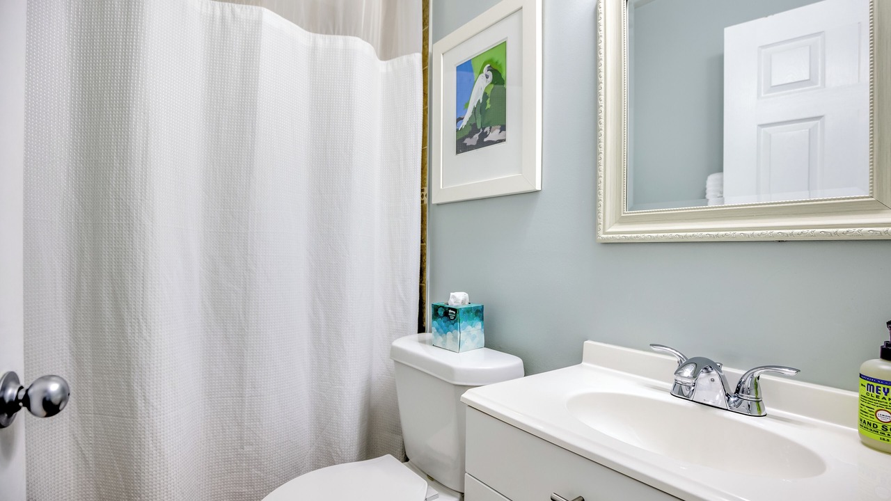 Photo of Bathroom in Marathon