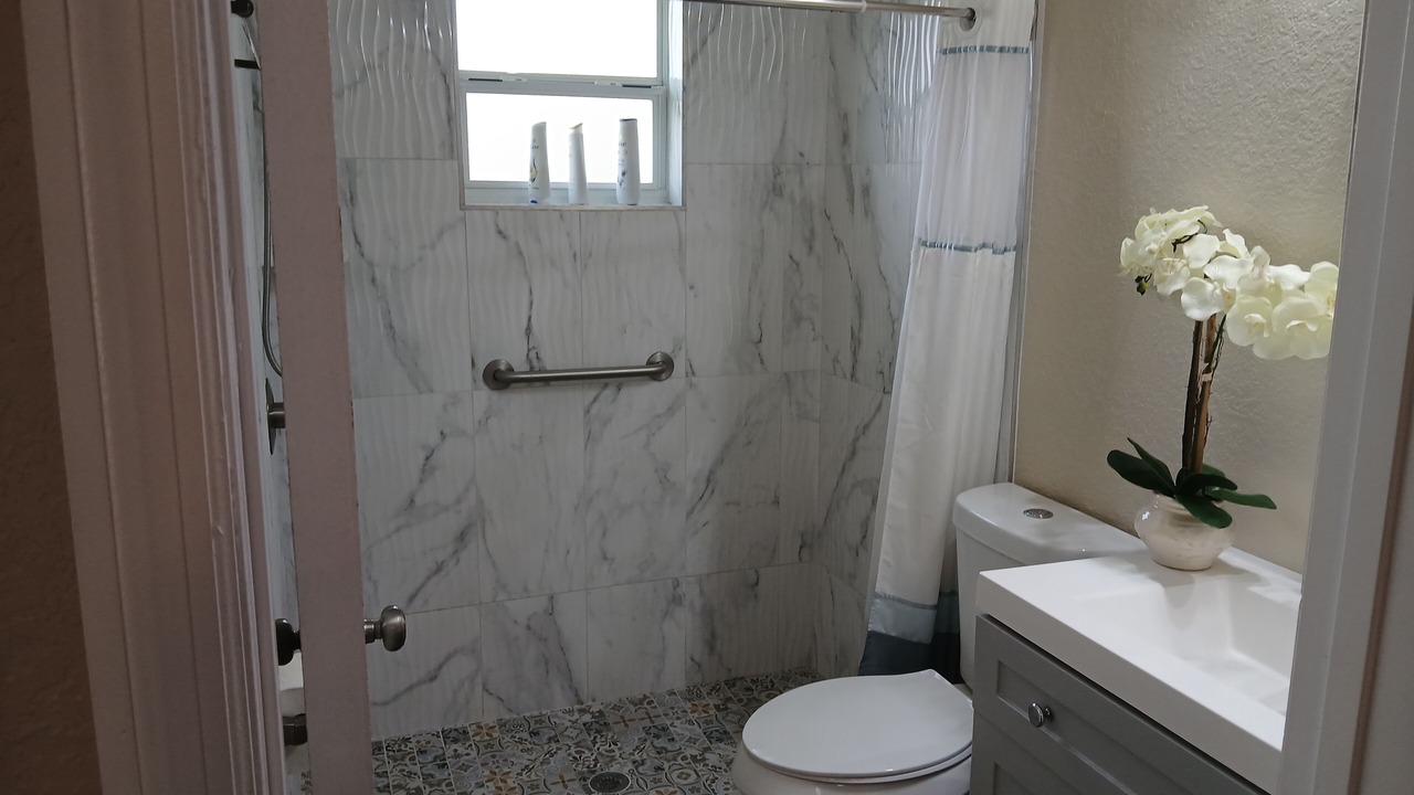 Photo of Bathroom in Sun 'N Lake