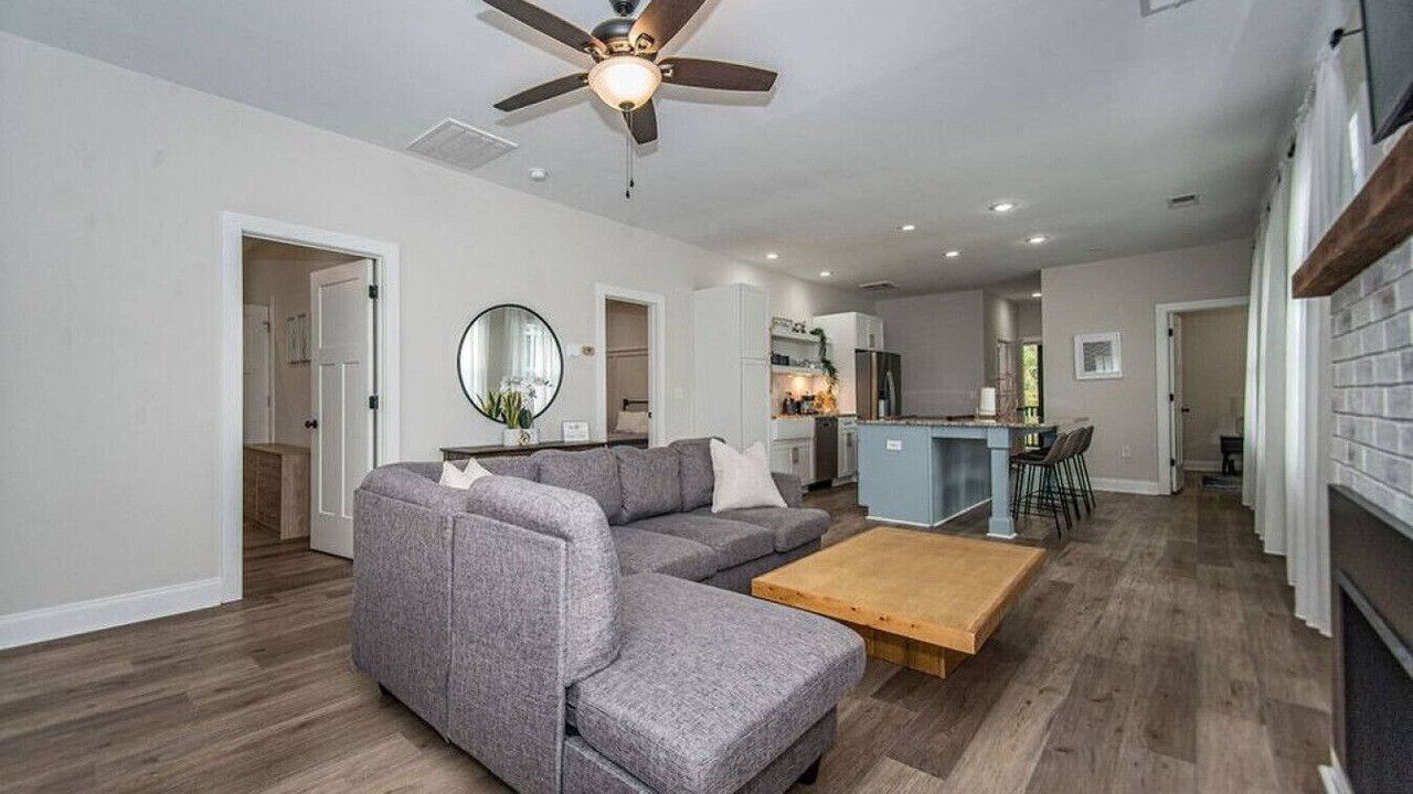 Photo of Livingroom in Spartanburg